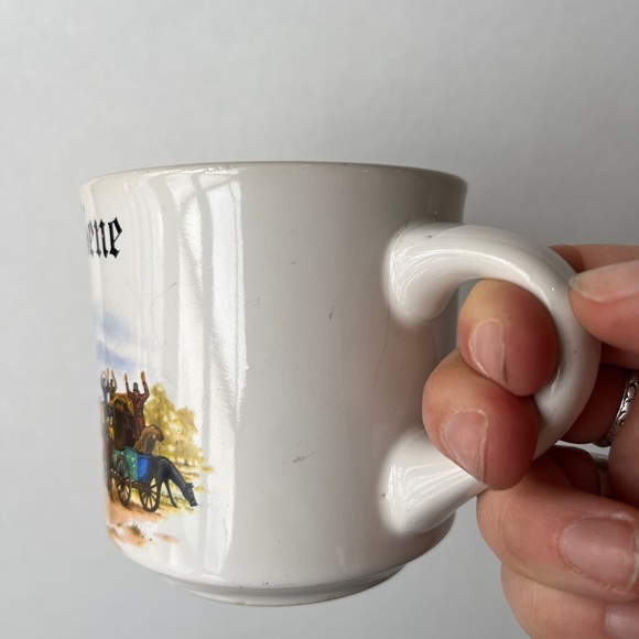 5/$25 💘 Vintage GENE Ceramic Western Mug - Picture 3 of 7